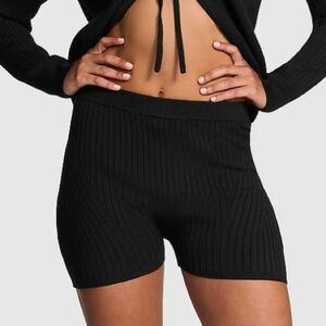 Victoria's Secret PINK Ribbed Knit Short Black